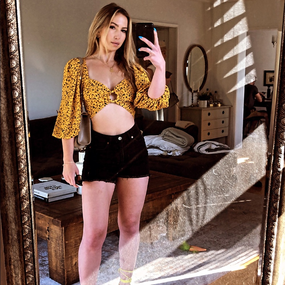 Meet your Posher, Sydney